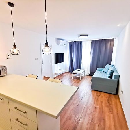 Citycenter Boutique Apartment Larnaca Ngoại thất bức ảnh